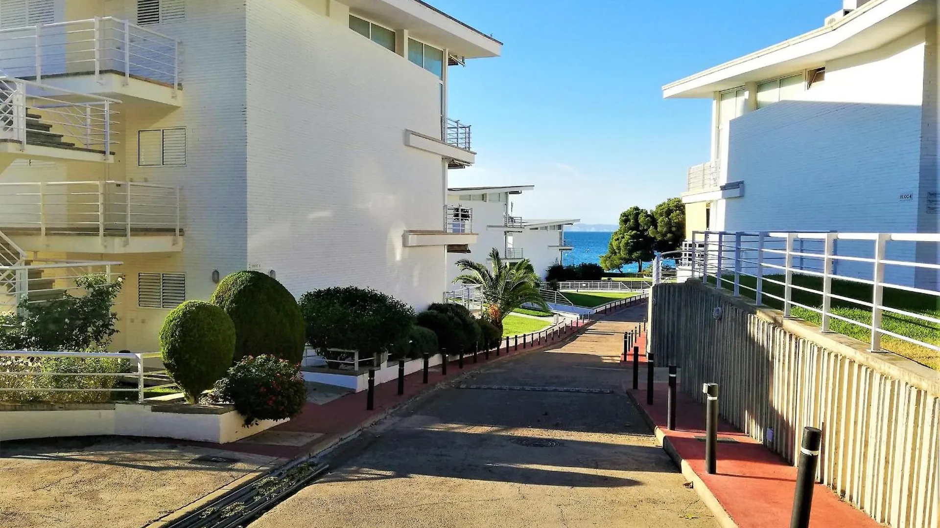 3327 Res. Almadraba Platja 6 Bx 2, Gran Jardin En Residencia Privada Y Tranquila, Acceso Directo A La Playa Almadraba. - Es-258-22 Apartamento Roses Espanha