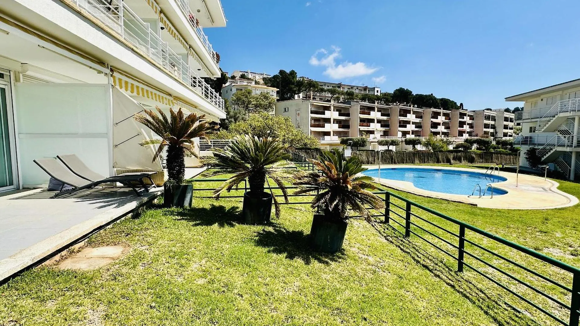 3327 Res. Almadraba Platja 6 Bx 2, Gran Jardin En Residencia Privada Y Tranquila, Acceso Directo A La Playa Almadraba. - Es-258-22 Apartamento Roses